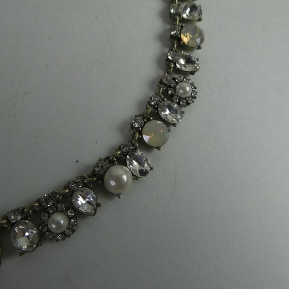 LOFT Silver Tone Rhinestone Faux Pearl Dangle Bib Statement Necklace Chain 18.5" - Picture 5 of 9